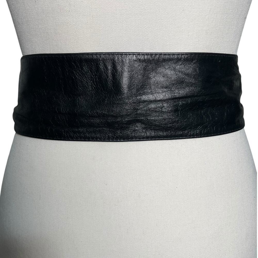 Maureen Elaine by Picadilly Square Leather Belt Metal Front Clasp Size Medium - Picture 3 of 5